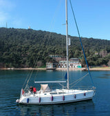 LEv150 turbine on sailing boat mast